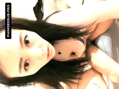 Lời mời gọi không thể cưỡng lại của người phụ nữ dâm dục